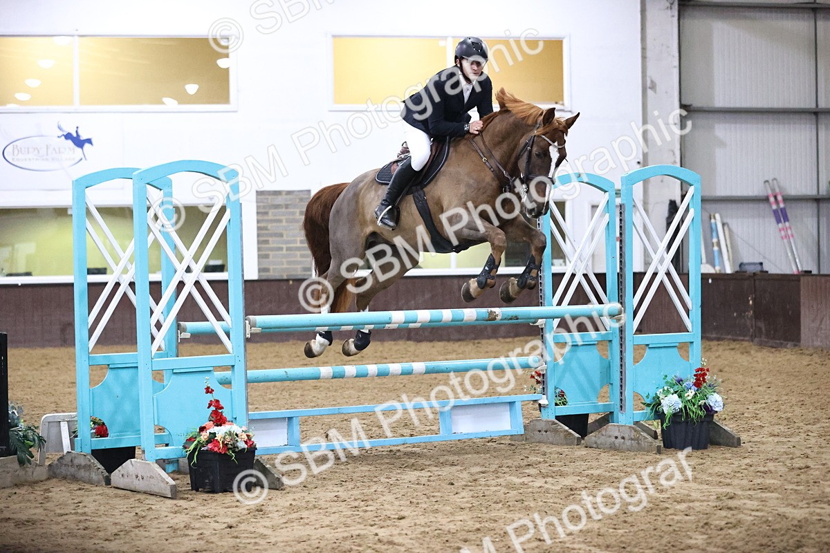 SBM_003540_Class 10 - Senior Newcomers - 110m Open - Debbie