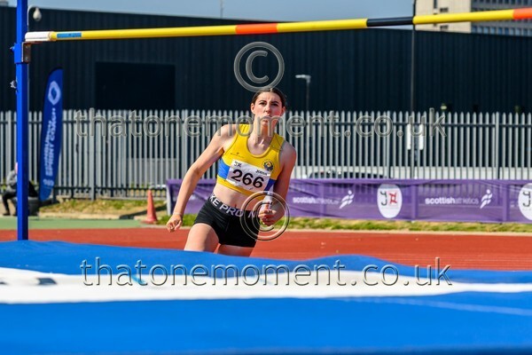 Age25SAT-916671 - Field Female Set Two