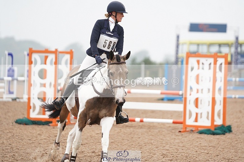 240901A-142750-10032 - 568-Chloe.Robinson-BRACKENSPA'S.KEEP.A.SECRET