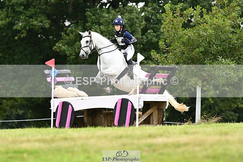 240825X-143413-35043 - 80cm XC 14.30 to 15.30