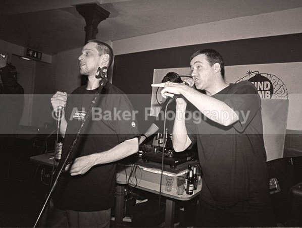 34 mindbomb - Style Warz (the 4 elements) @ elemental 01.12.99