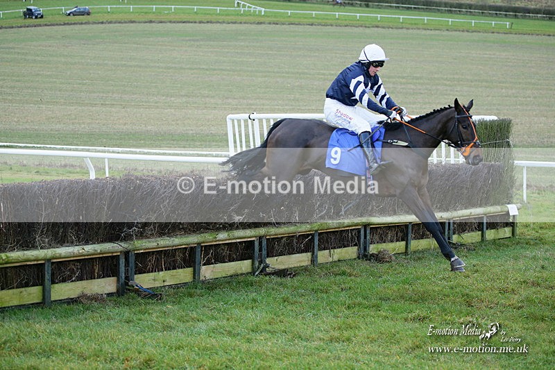 PtP 121221 319 - Barbury International Point-to-Point 112/12/2021