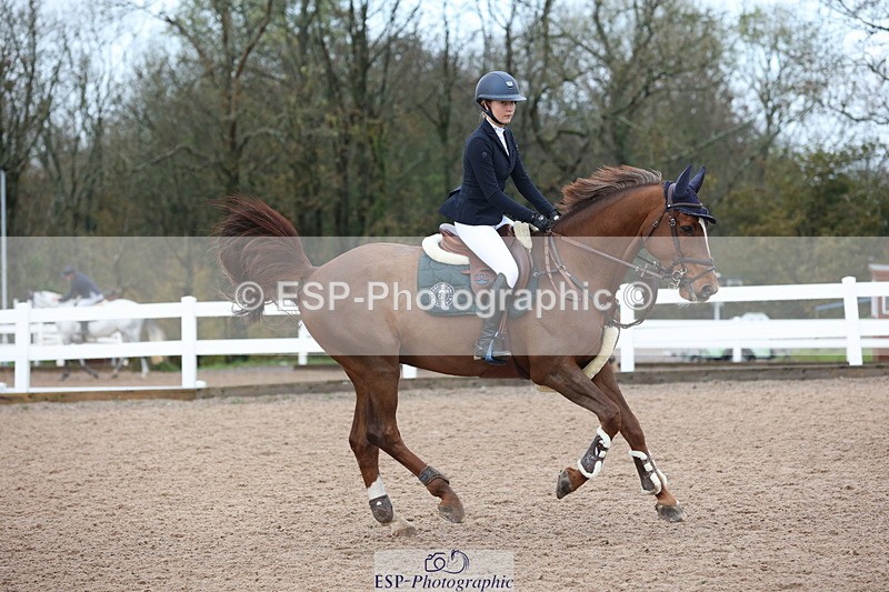 231112A-145743-05080 - Cls 21 Foxhunter & 1.20m Open