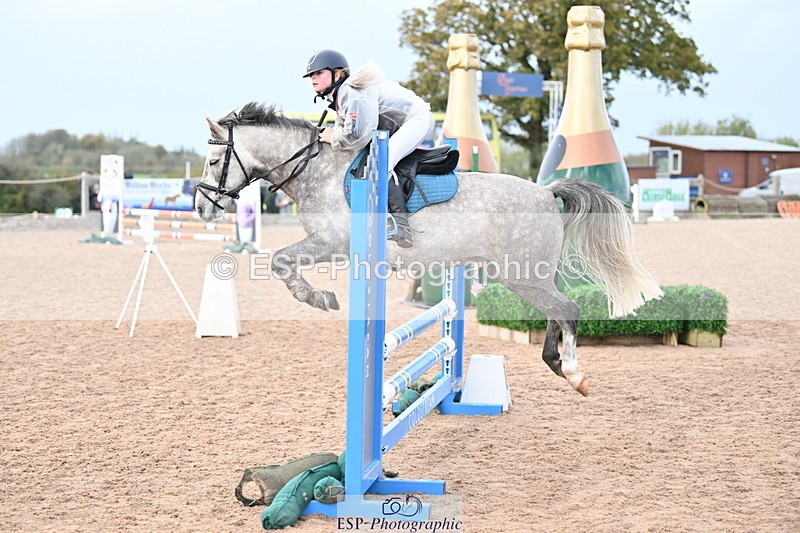 231029A-125346-03383 - Stepping Stones 128cm & 138cm