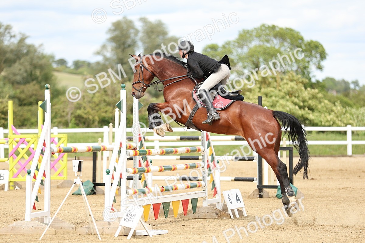 SBM_001345 - Class 5 - Senior Foxhunter - 1.20m