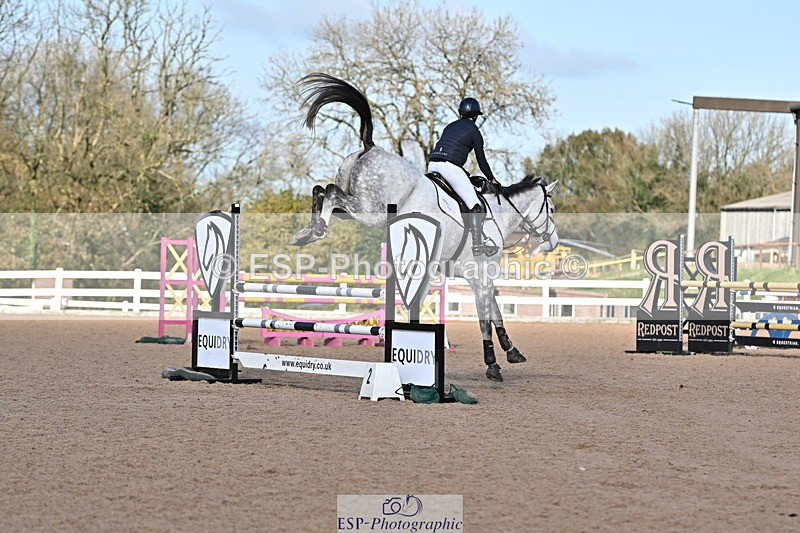 241113A-130207-00639 - Cls 04A&B Snr Newc & 1.10m Open