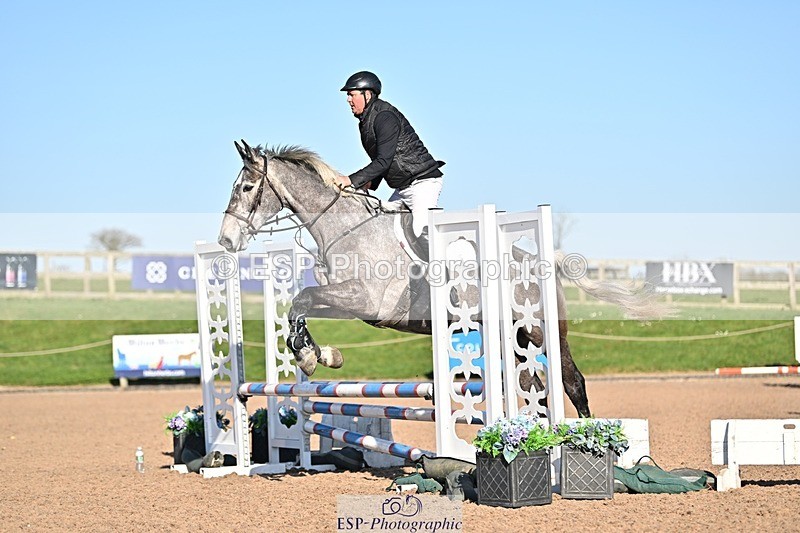 250401-170010-00234 - 70cm classes