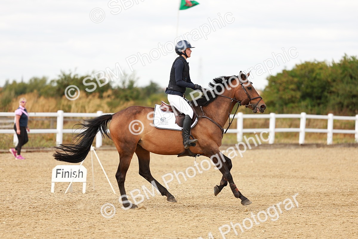 SBM_006946 - Class 4 - Senior British Newcomers - 1.10m