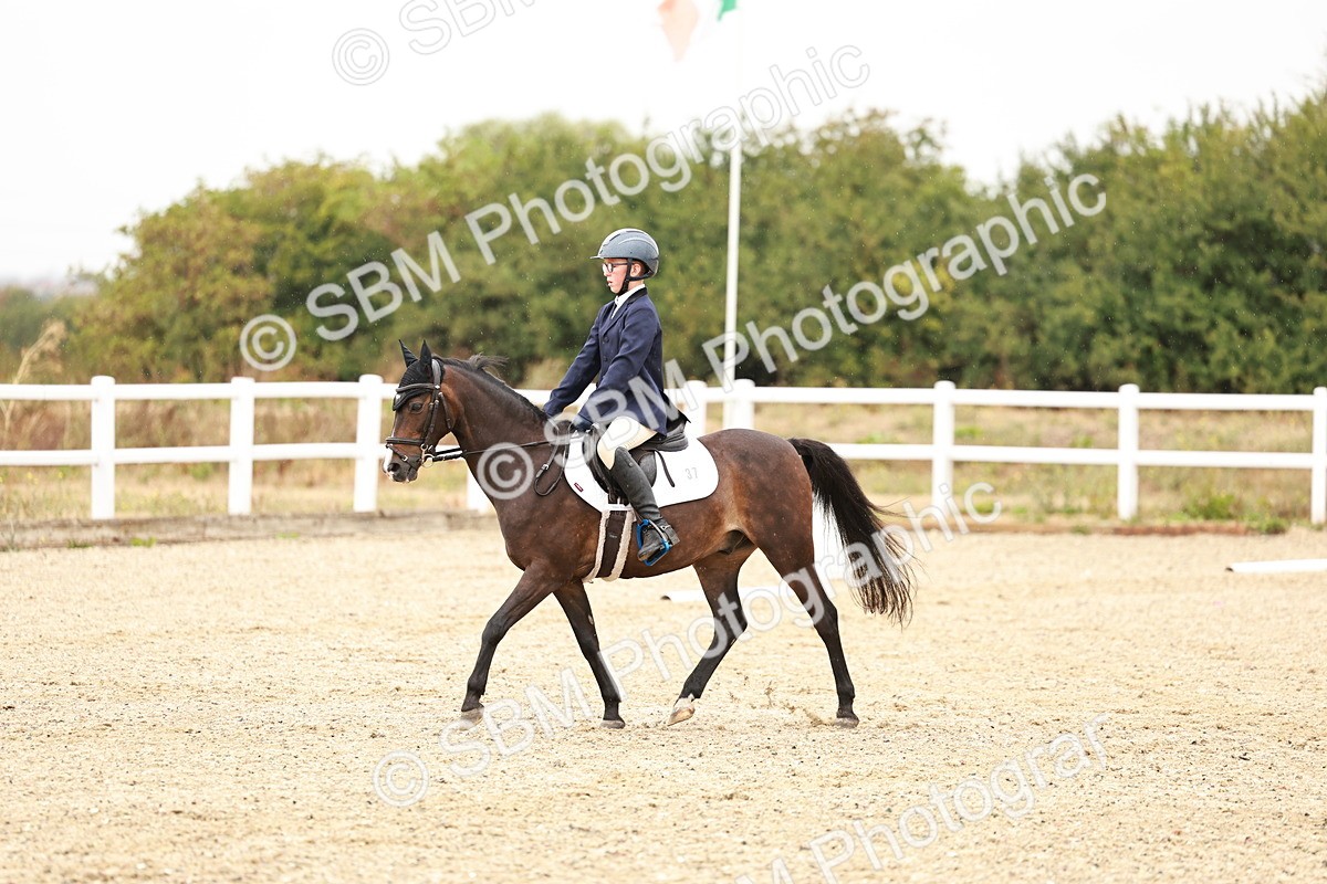 SBM_000038 - Class 1 - Intro 2 Warm Up 9.00-9.35