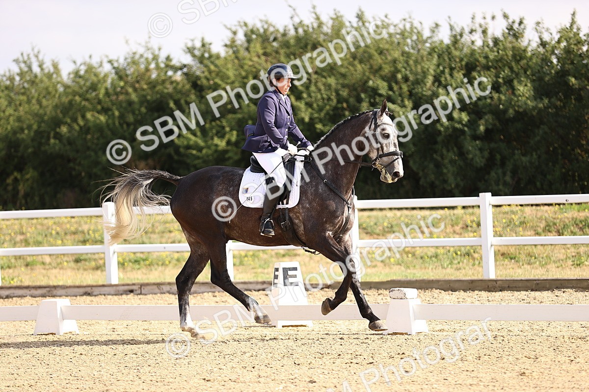 SBM_008506 - Novice 5 - 08.30-9.33