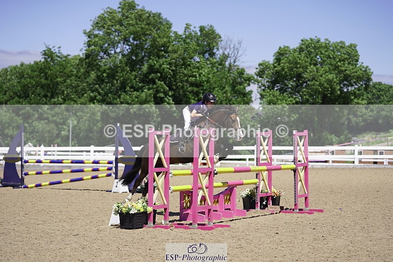 230624A-125326-01430 - Cls 24 Pony Discovery & 90cm Open