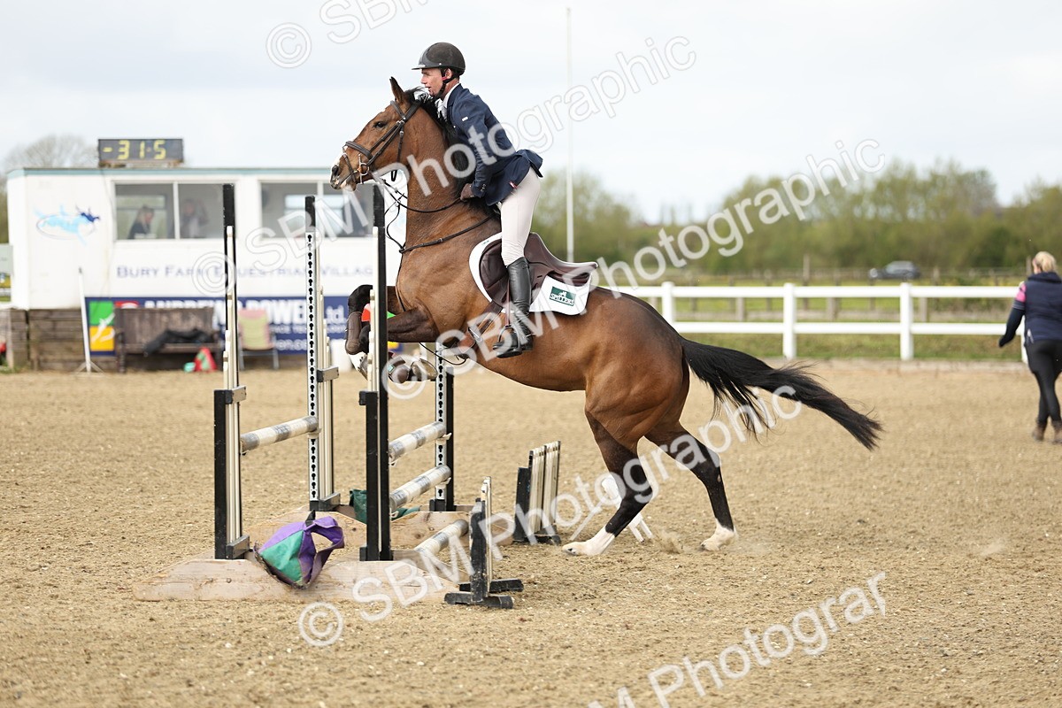 SBM_000196 - Class 1 - Clear Round