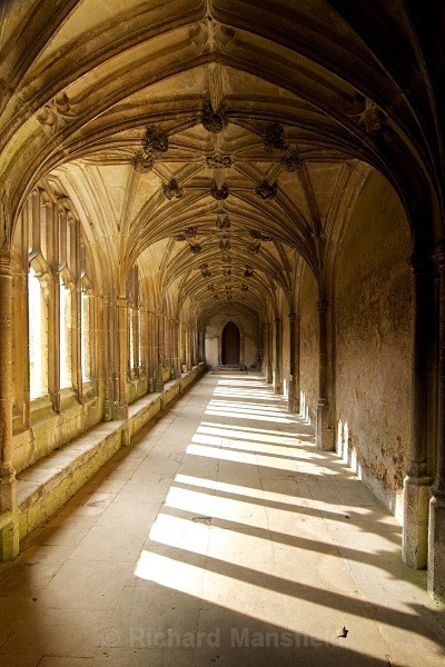 Lacock Abbey, Wiltshire - Bath and the South West