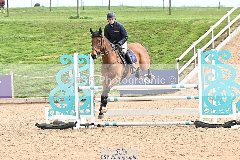 250416-120616-00746 - Cls 3 Snr 1.05m Open