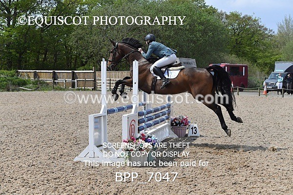 BPP_7047 - CLASS 5 FRI Veterans Show Jumping