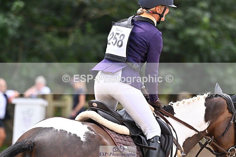 250802A-135619-05661 - F-258-Rachael.Whittaker-STAR