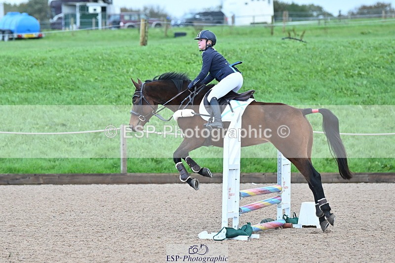 231029A-101945-02692 - 70cm Club and Schools