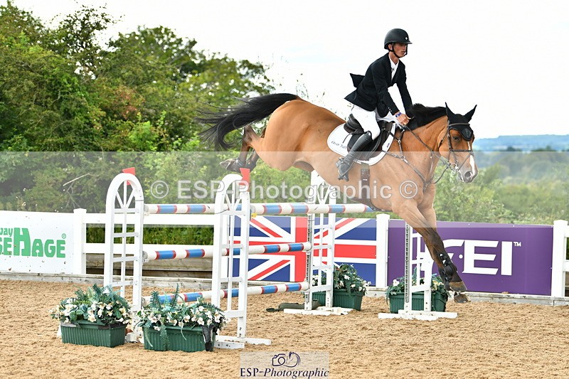 230721A-142554-06910 - Cls 22, 1 Star Gold 1.30m