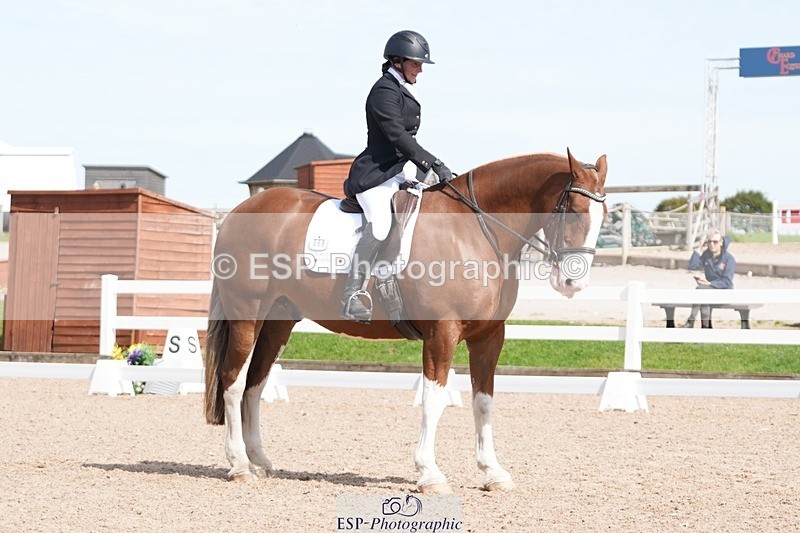 250906-142340-03934 - 069-Kirsty.ClackworthyStitch