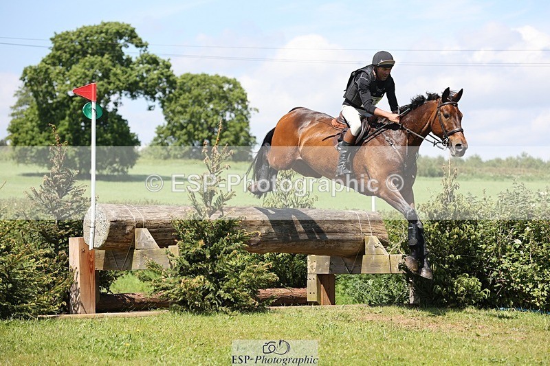 240525-123828-13357 - 379-TREBIFFIN-Neil_Fox