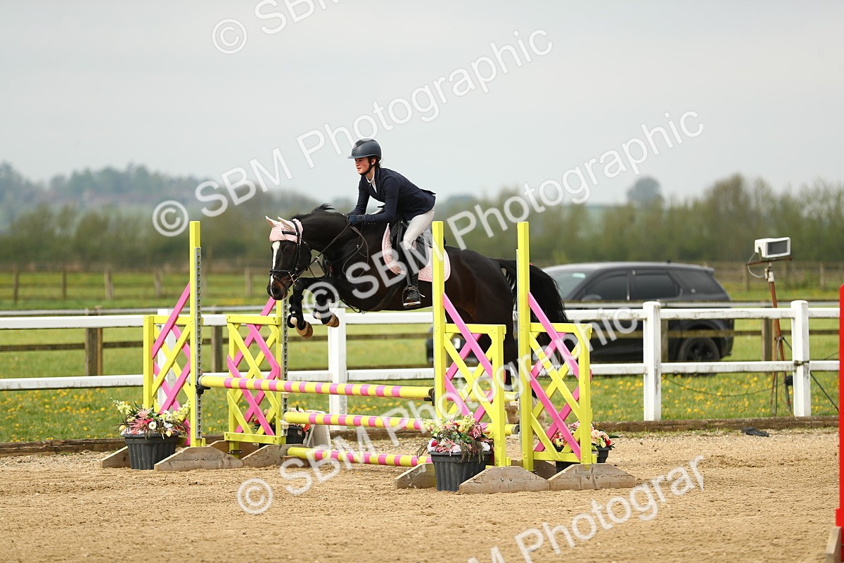 SBM_000090 - Class 1 - Clear Round - 80cm