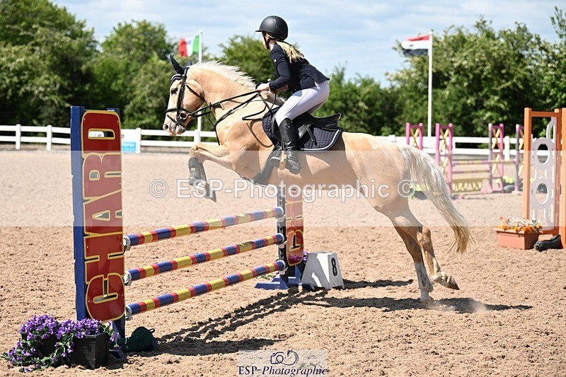 250504-120521-03085 - Cls 17+18 Club and Schools 80cm