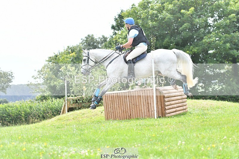 240803-134829-06996 - 160-Katherine_Adcock-MEDNIGHT_MAGIC