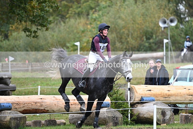 WJ6_2888 - 80cm Cam 1 Pairs Time 12:19 to 12:49