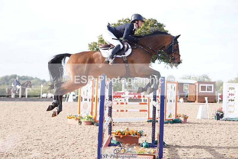 241005A-155026-05107 - SAT Cls 12 Snr Fox & 1.20m Open