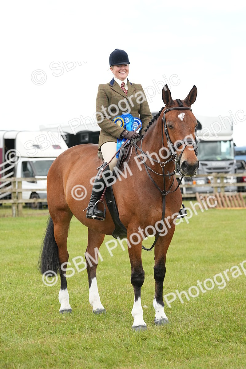 SBM_00029 - Class 100-102 - RIHS Working Hunter