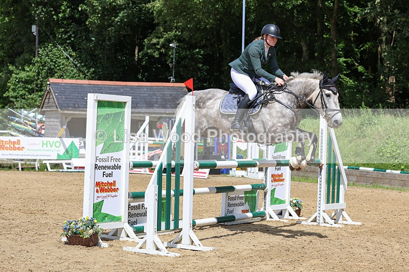 3E7A7389 - Class 8: Senior Newcomers/1.10m open