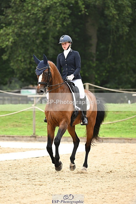 240811-114755-05610 - 305-Emily.Coller-Iondale