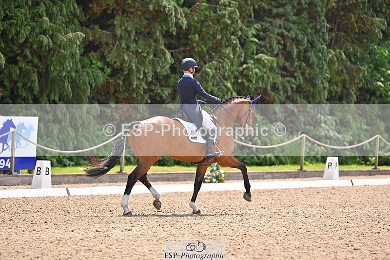 250523A-123119-06558 - D-460-Jenny.Caras-SOMMERSBY