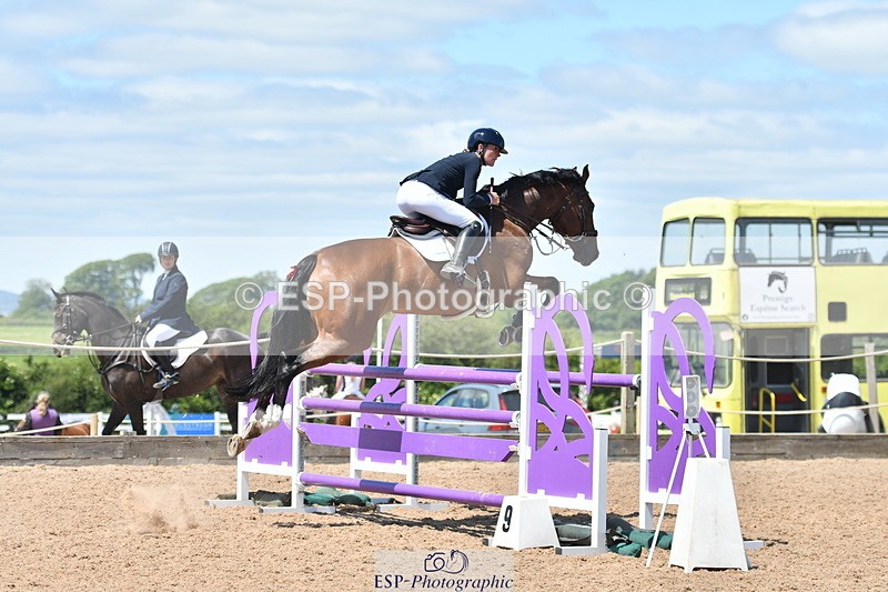 240609A-125212-05403 - Cls 18 Snr Newcomers and 1.10m Open