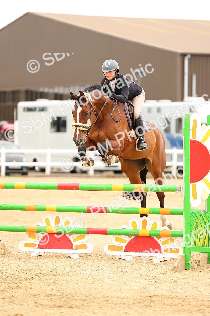 SBM_010139 - Class 3 - Senior Newcomers - 1.10m Open
