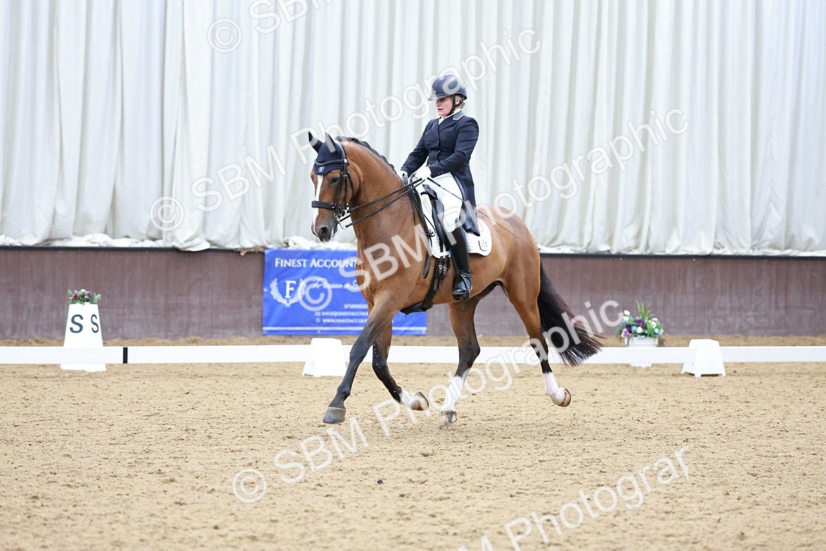 SBM_021097 - Class 13 - FEI INT I - 16.26-17.14