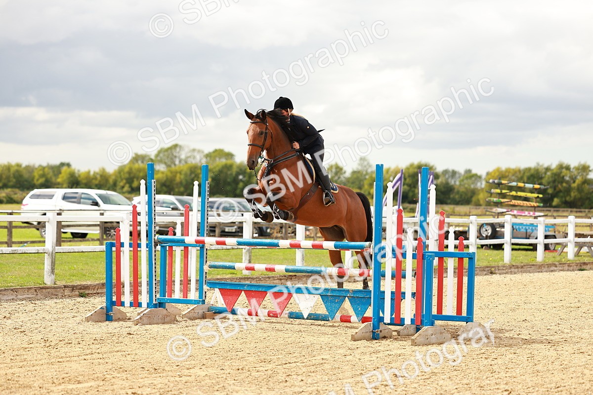 SBM_001399 - Class 4 - Senior Newcomers - 1.10m