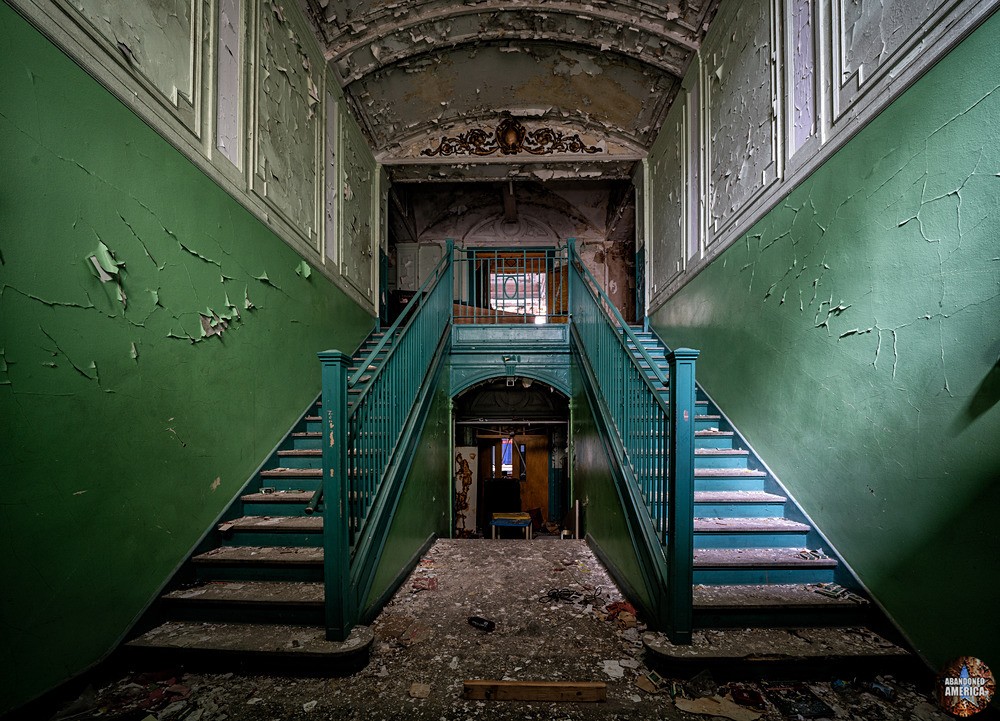  - Dismantling the Dream: The Closure of American Public Schools