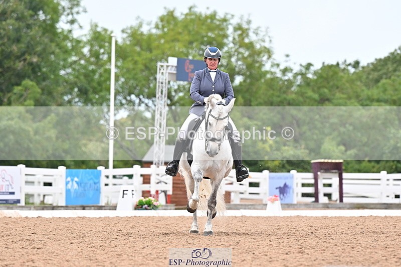 240815A-122917-00979 - 105-PAULA.LEE-Deseado.Santo