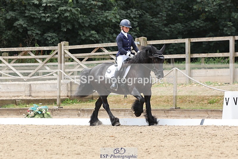 250718A-122131-01101 - 064-Marina.Greenaway-Hynholme.Gladiator