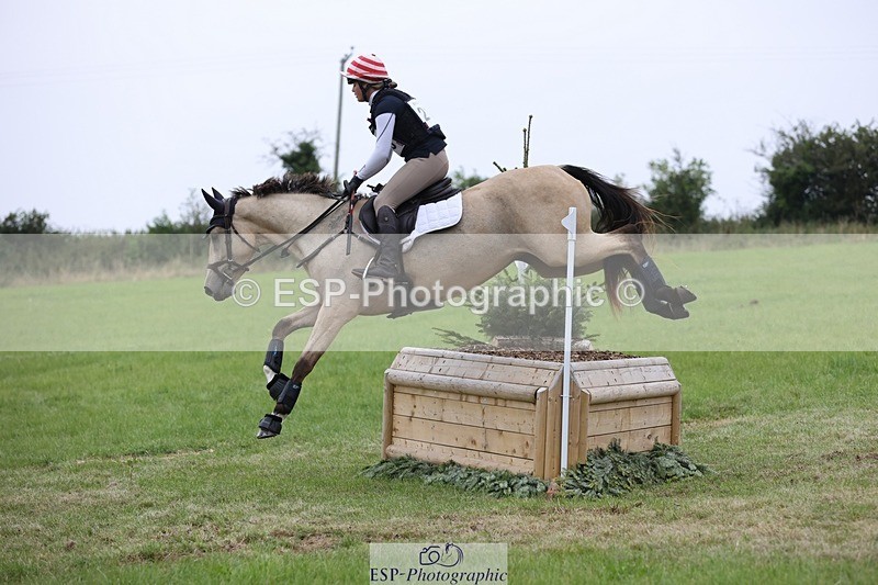 240831A-151631-04633 - 210-Zara.Head-FOURFIELDS.X.FAKTOR