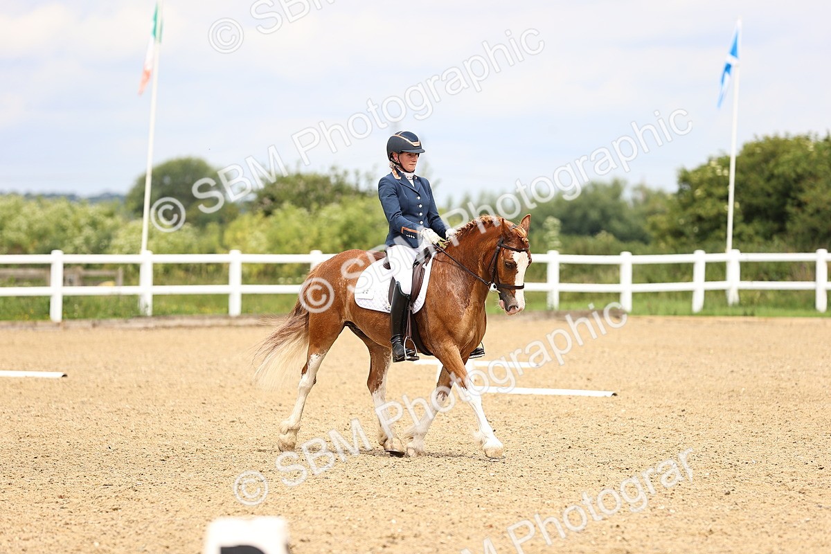 SBM_000909 - Class 4 - Novice 5