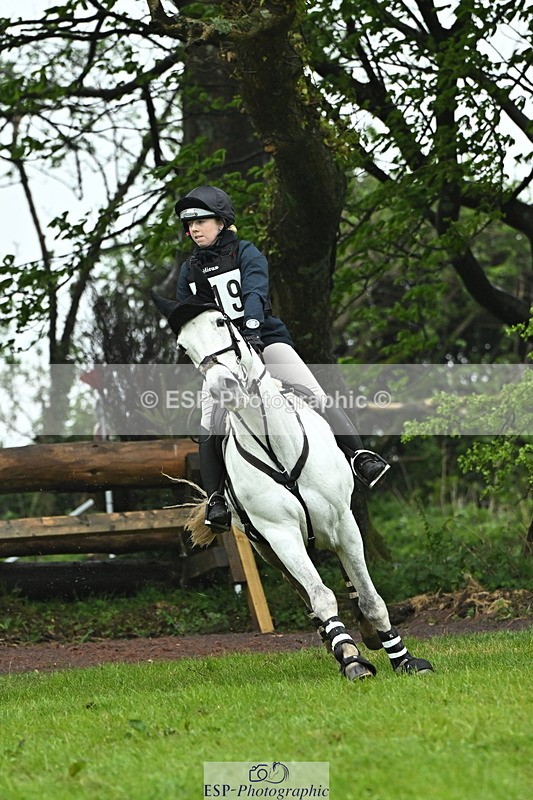 250418-160340-07043 - 319-Flora.Lickiss-MR.MONTY.DON