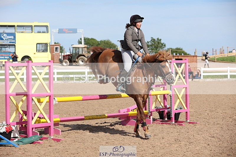 240629A-171111-08288 - Cls 13 Stepping Stones 128cm + 138cm