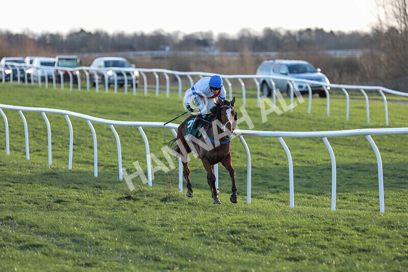 010125-Race 1-Its All About You-2186 - Race 1