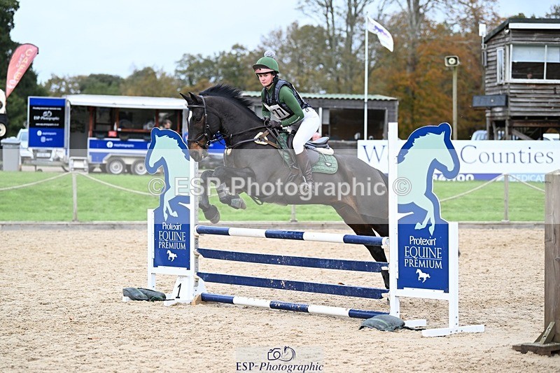 241117-141251-04474 - Cls 3 90-95cm 14.00 to 15.00