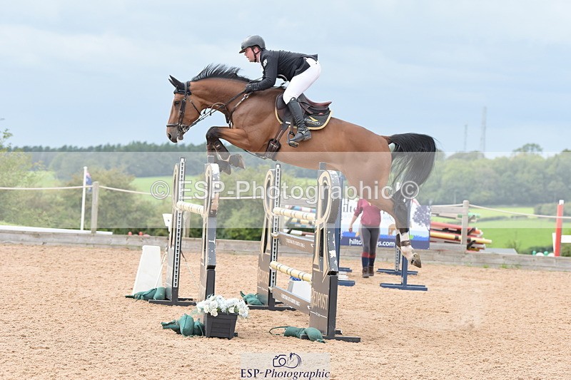 230813A-142354-13343 - Cls 50 Senior Foxhunter