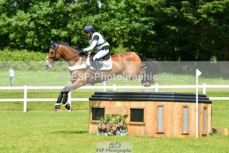 230528-141904-18251 - 474-LONDON_52-Laura_Collett-XC