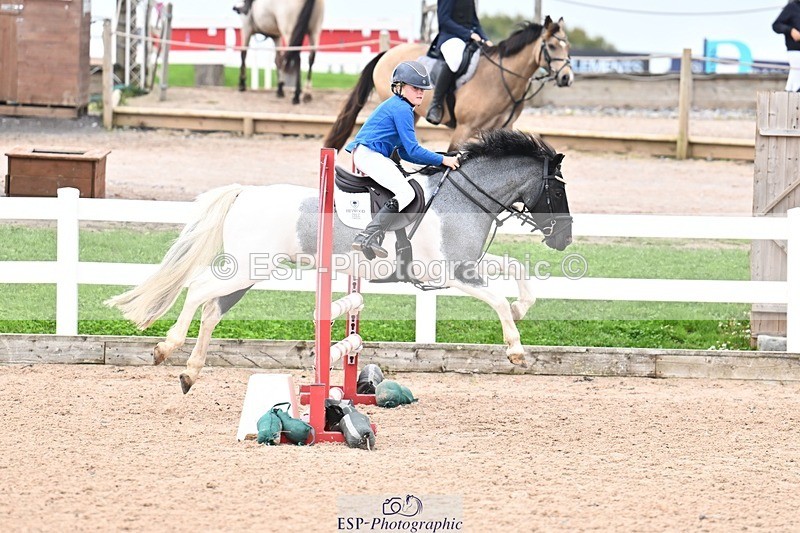 250920-111310-00420 - Cls 22+23 Club and Schools 70cm