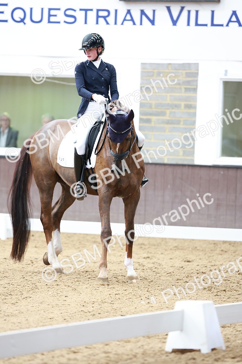 SBM_017709 - Class 15 - FEI Junior